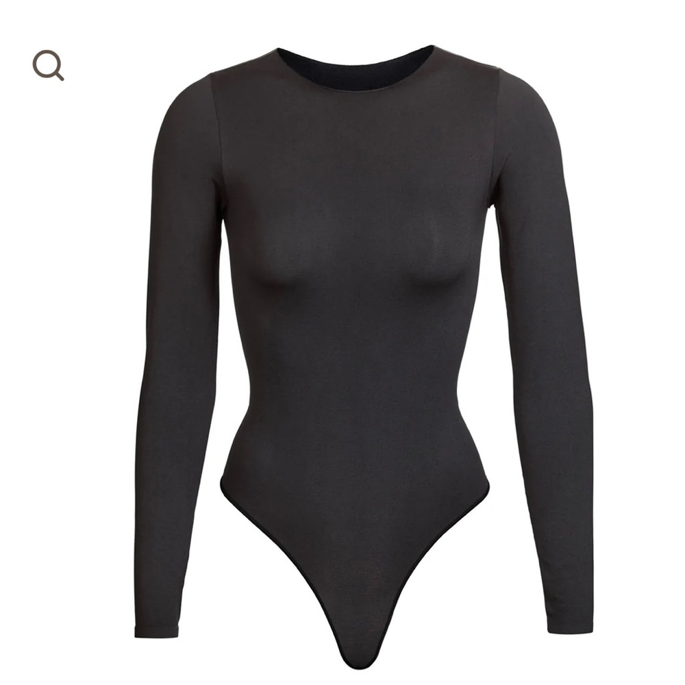 Skims bodysuit in good condition